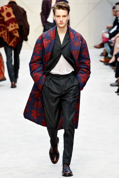 Look 43